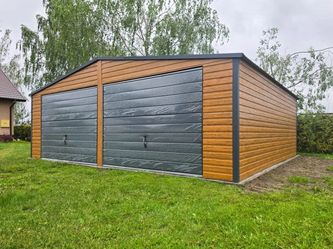 garaz-blaszany-drewnopodobny-grafit-dab-3.jpg
