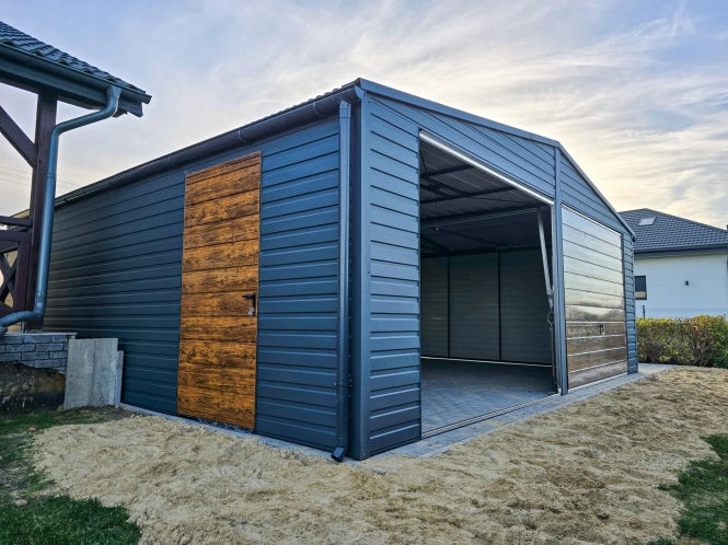 garaz-blaszany-dwuspadowy-7x7m-grafit-dab-furtka-okna-4.jpg