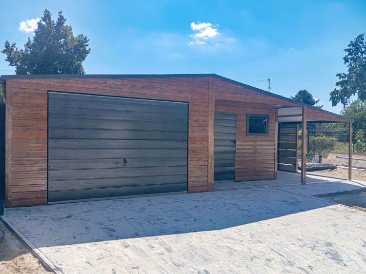 garaz-blaszany-z-wiata-pomieszcz-gosp-9x5,5m-dab-matowy-grafit-4.jpg